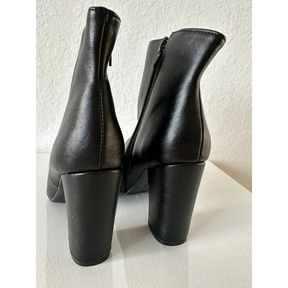 new‎ black heels, women, size 7. baxboo. L82